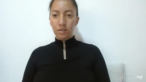 candymilfff online show from December 1, 4:01 pm