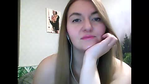 Snapshot of candyolime chatting on February 28, 9:33 pm Daisy online show from February 28, 9:33 pm