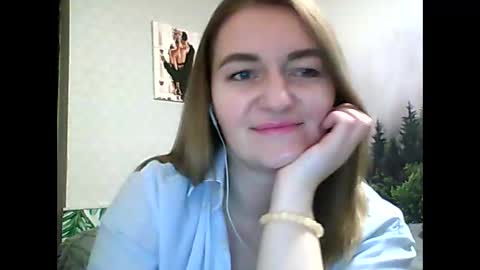 Snapshot of candyolime chatting on March 7, 9:38 pm Daisy online show from March 7, 9:38 pm