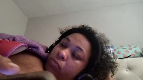 Snapshot of candyredxo2024 chatting on June 26, 7:51 pm candyredxo2024 online show from June 26, 7:51 pm