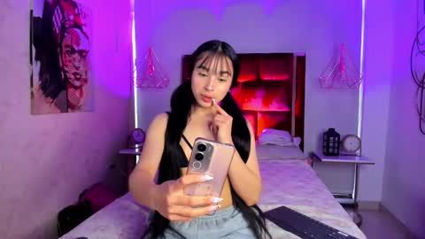 Candy online show from February 12, 11:27 am