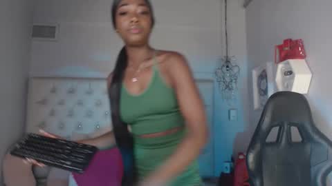 Candy Ebony online show from January 9, 3:09 am