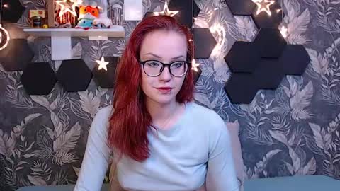 Snapshot of candyyyyrio chatting on May 8, 3:01 am Mia online show from May 8, 3:01 am