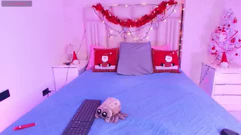 Aura  online show from December 2, 11:59 am