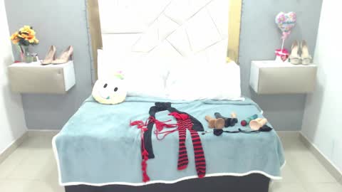 Snapshot of canella_hotx chatting on February 6, 5:30 pm Canela online show from February 6, 5:30 pm