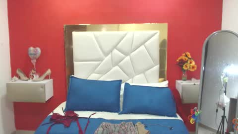 Snapshot of canella_hotx chatting on October 10, 3:33 pm Canela online show from October 10, 3:33 pm