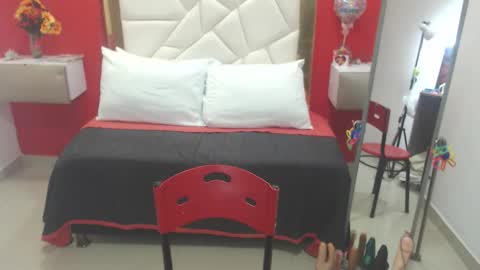 Snapshot of canella_hotx chatting on October 16, 3:46 pm Canela online show from October 16, 3:46 pm