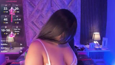 GABRIELA LOPEZ online show from November 6, 4:13 am