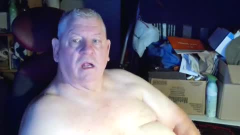 Snapshot of canoelicker69 chatting on September 11, 8:25 am canoelicker69 online show from September 11, 8:25 am