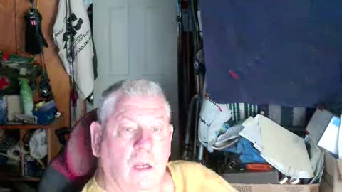 Snapshot of canoelicker69 chatting on September 26, 1:37 pm canoelicker69 online show from September 26, 1:37 pm