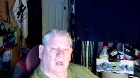 canoelicker69 online show from March 10, 9:03 am