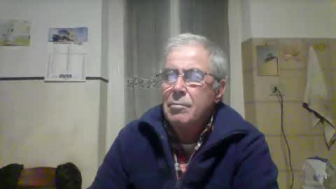 Snapshot of cantera577 chatting on December 16, 7:19 pm cantera577 online show from December 16, 7:19 pm