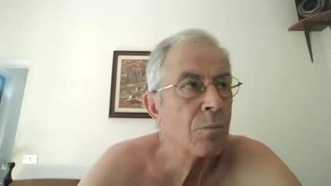 Snapshot of cantera577 chatting on June 26, 12:53 pm cantera577 online show from June 26, 12:53 pm