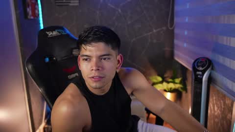 David Capizzi online show from April 21, 1:29 am