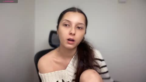 Emma online show from January 13, 3:04 pm