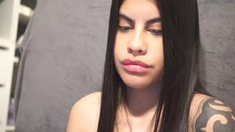 Miyah online show from December 19, 1:12 am