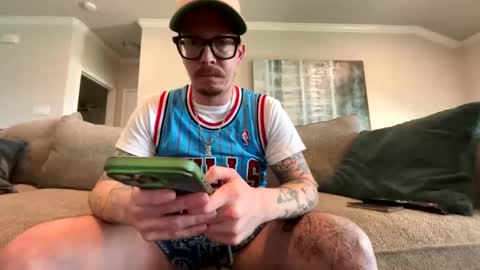 Captaincumgun online show from May 14, 9:10 pm
