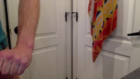 Snapshot of captiandrain chatting on January 19, 12:28 am Jay online show from January 19, 12:28 am