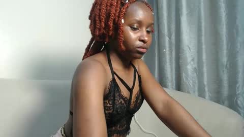 caramel online show from November 6, 8:32 pm