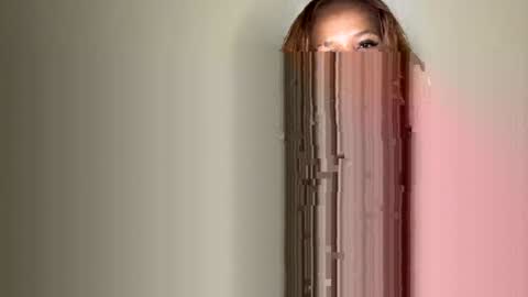 Snapshot of caramelbbe chatting on December 22, 6:37 pm fifi online show from December 22, 6:37 pm