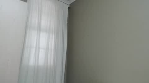 fifi online show from April 21, 12:33 pm