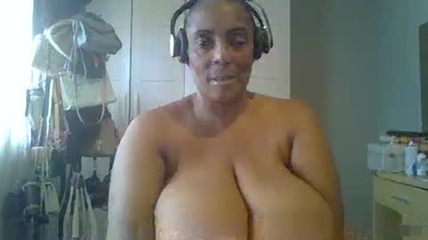 candylious81 online show from January 14, 12:14 pm