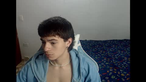 carapalida9008 online show from October 27, 1:37 pm