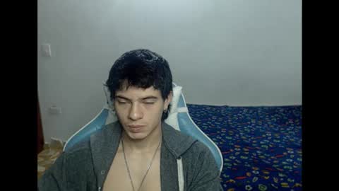 carapalida9008 online show from November 12, 3:12 pm