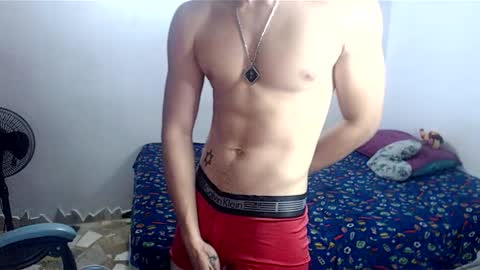 carapalida9008 online show from December 15, 11:31 pm