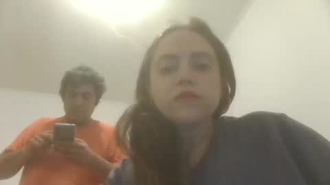 caravibugue online show from December 8, 4:57 am