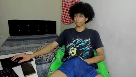 Snapshot of cardrey05 chatting on November 1, 3:08 am Carlos and Cristian online show from November 1, 3:08 am