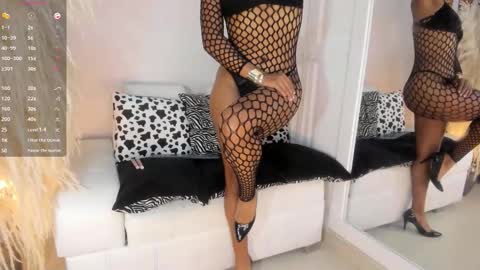 cardykambell online show from November 23, 4:56 am