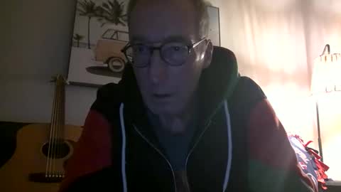 Caressluving online show from February 5, 4:06 am