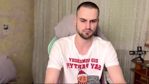 Cari online show from December 4, 7:11 pm