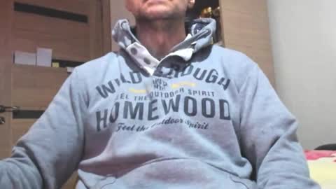 Laz online show from December 1, 6:07 am