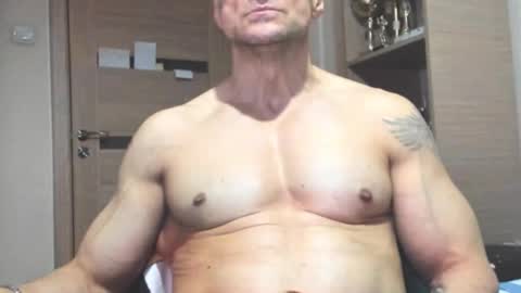 Laz online show from December 18, 6:25 pm