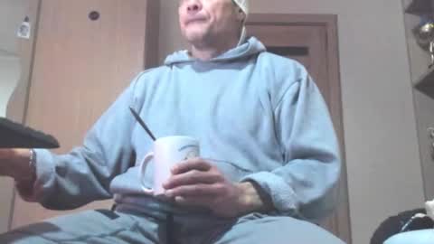 Laz online show from February 7, 3:32 am