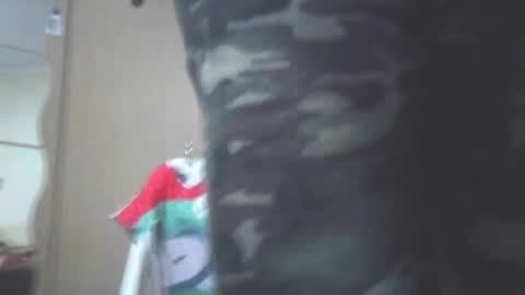 Laz online show from March 30, 6:20 pm