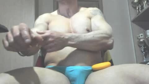 Laz online show from April 19, 6:21 pm