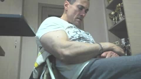 Laz online show from April 21, 1:42 am