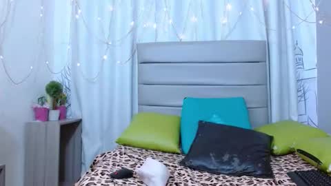 carina_lopez707 online show from February 24, 4:27 pm