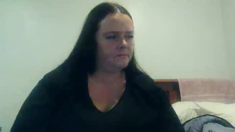 Snapshot of carinabro10 chatting on October 4, 10:24 am carinabro10 online show from October 4, 10:24 am