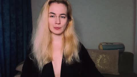 Carin online show from December 5, 8:11 am