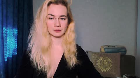 Carin online show from December 13, 9:35 am