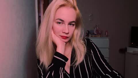 Carin online show from October 10, 10:31 pm