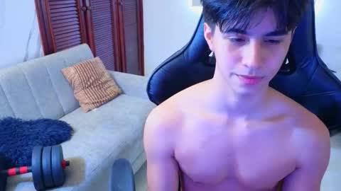 carl_dixon online show from September 21, 3:24 pm