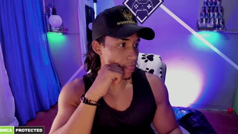 Carl online show from December 5, 5:26 am