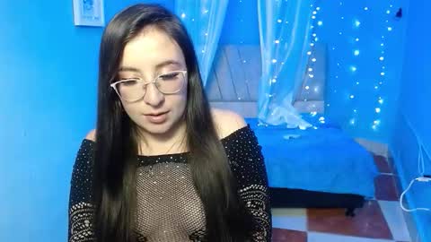 carla_999 online show from January 15, 5:05 pm