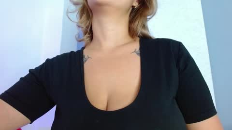 Carla online show from April 17, 11:57 am