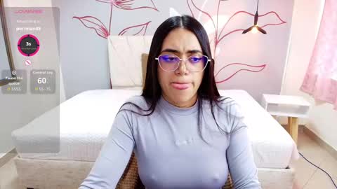 C A R L A online show from September 29, 11:48 am